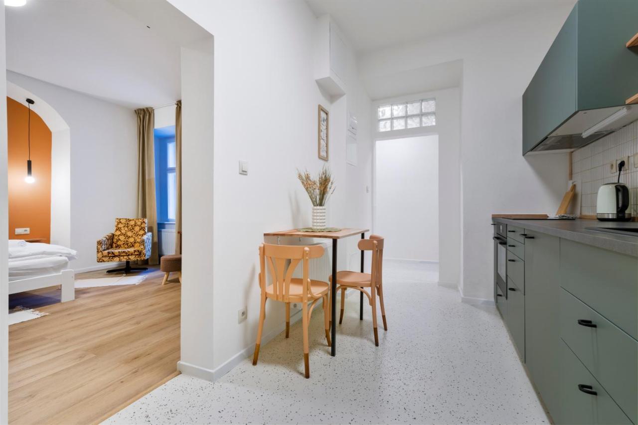 Charming Apt In Centre /W Ac Pressburg Exterior foto