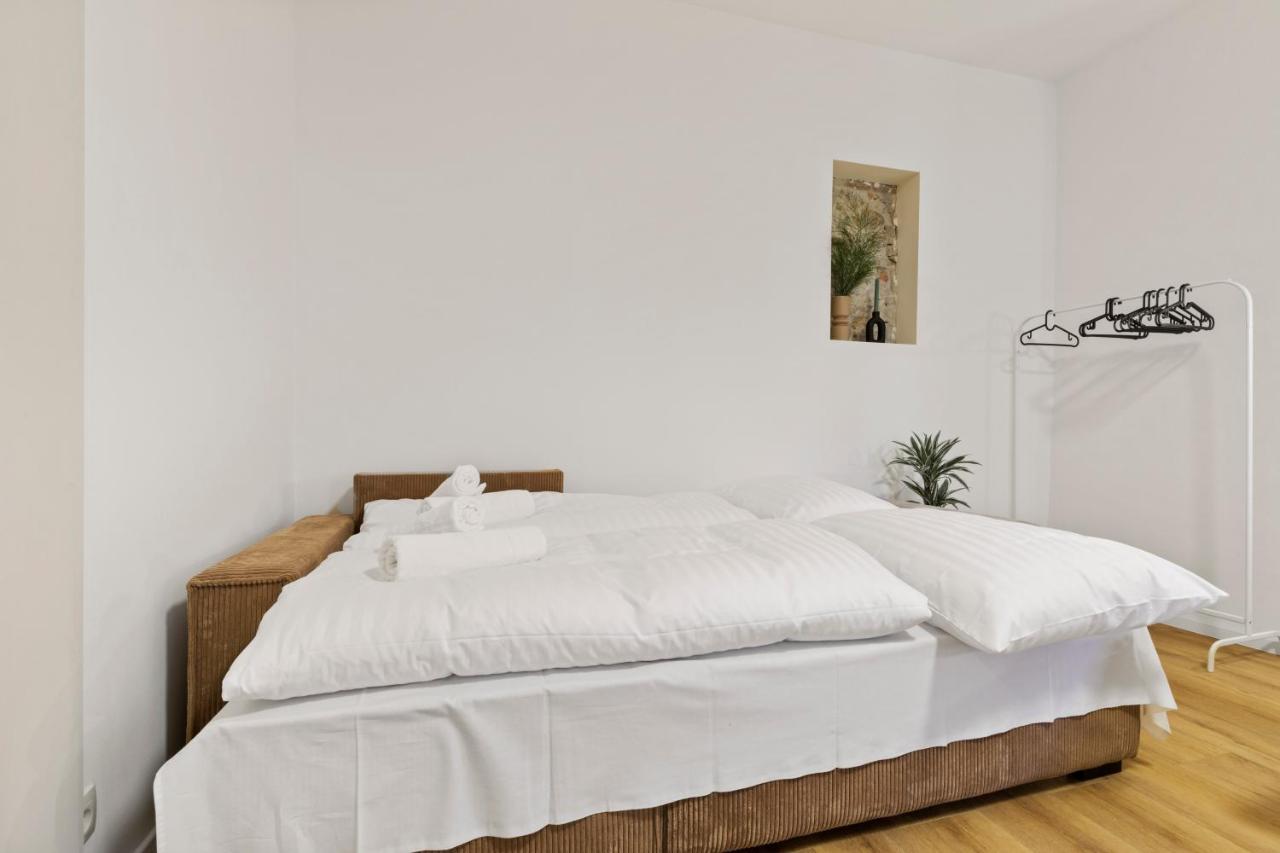 Charming Apt In Centre /W Ac Pressburg Exterior foto